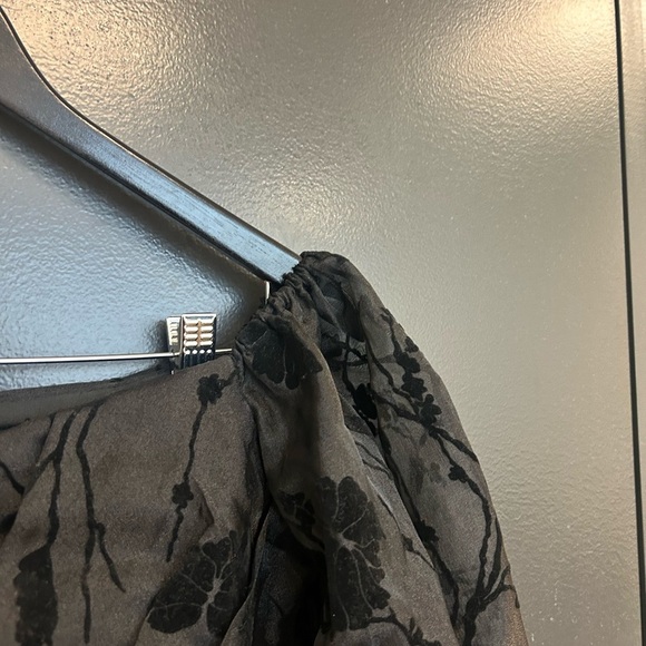 Vintage L ultra sheer/feather vintage dress in excellent vintage condition. - Picture 7 of 16